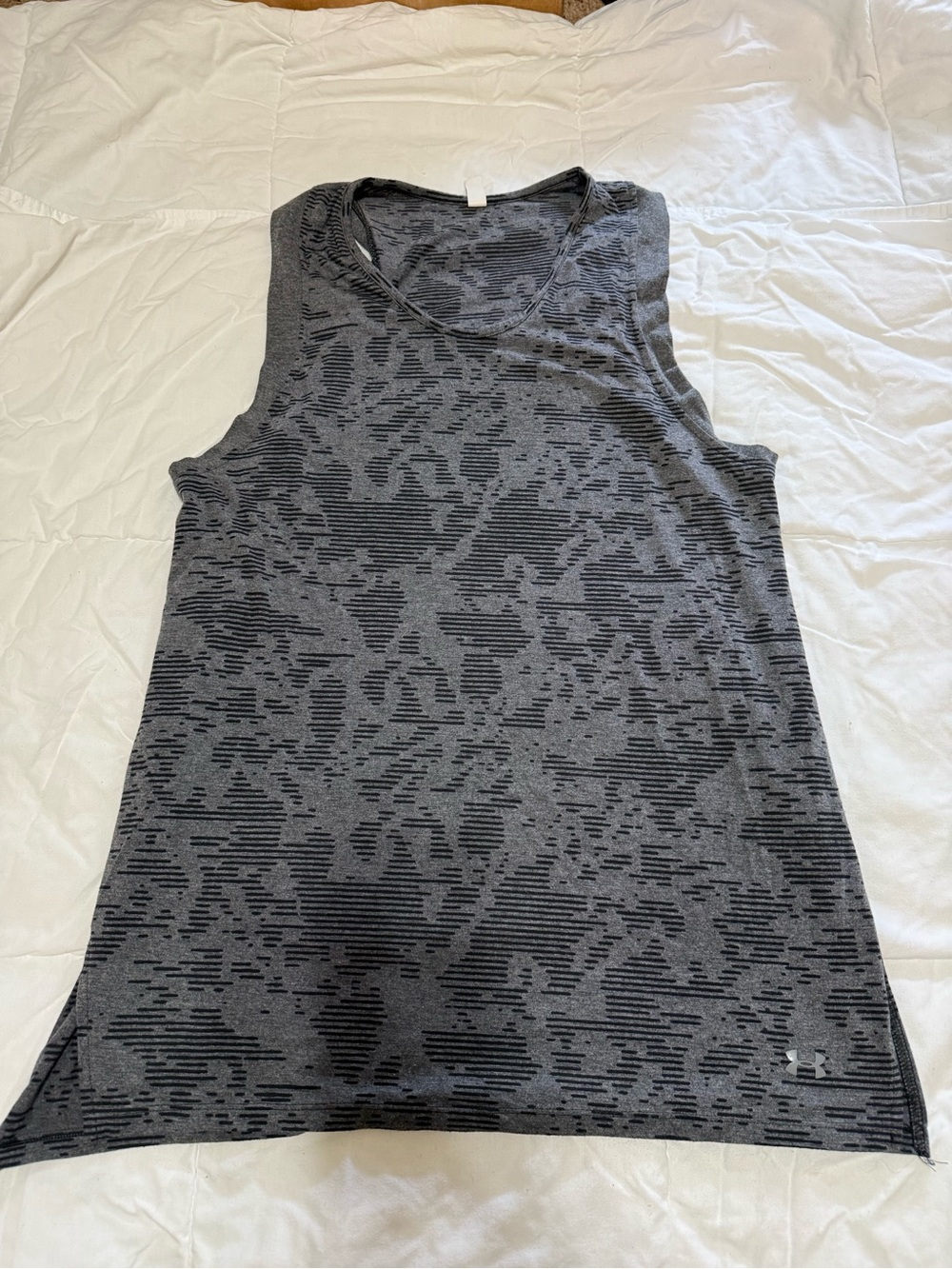 Under Armour Gray Black Printed Loose Fit Workout Tank Size Large